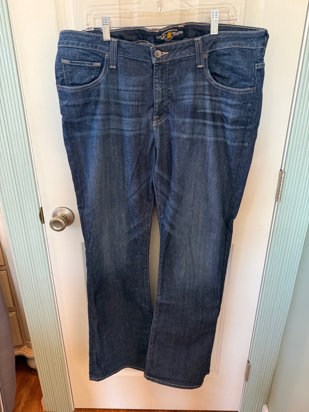 Lucky Brand women’s Indigo Bootcut Jeans